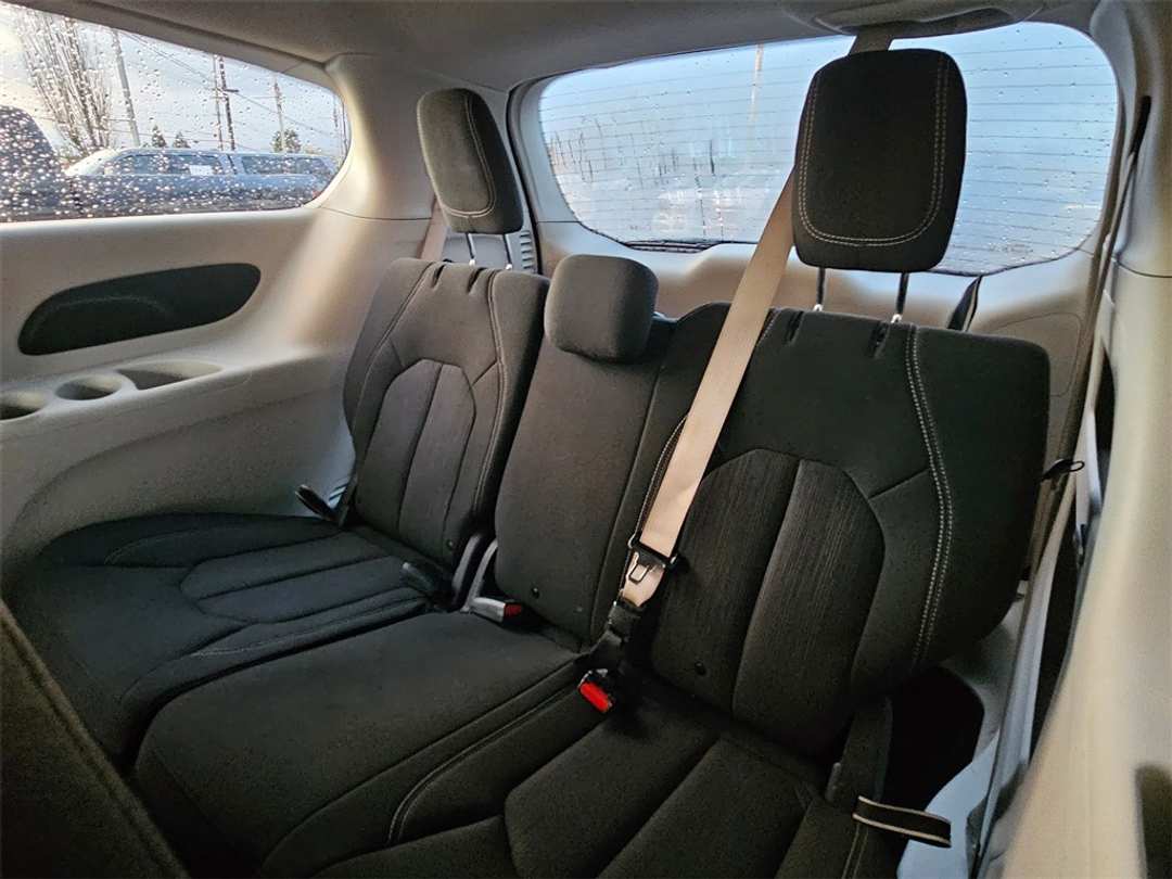 2021 Chrysler Voyager L - Image 29