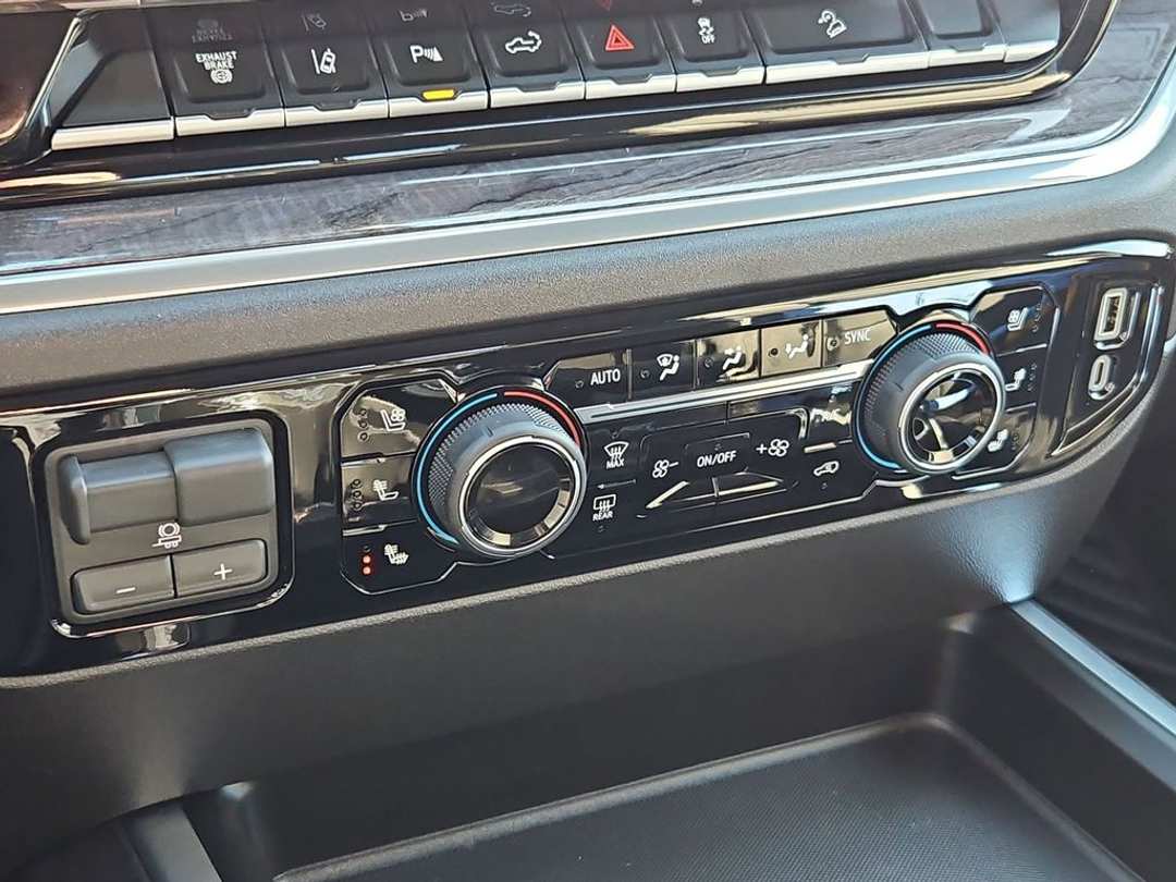 2026 Chevrolet Silverado 3500Hd LTZ - Image 33