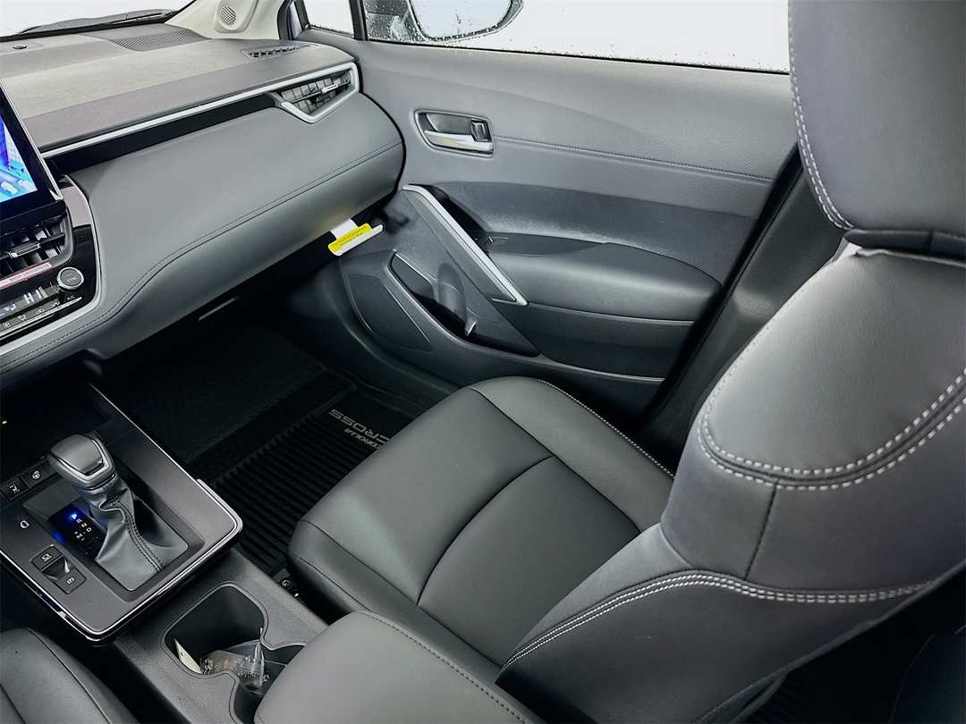 2026 Toyota Corolla Cross XLE - Image 24