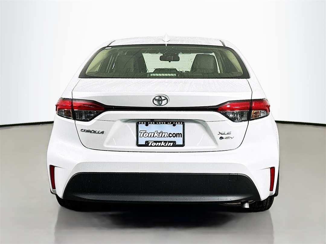2026 Toyota Corolla XLE - Image 6
