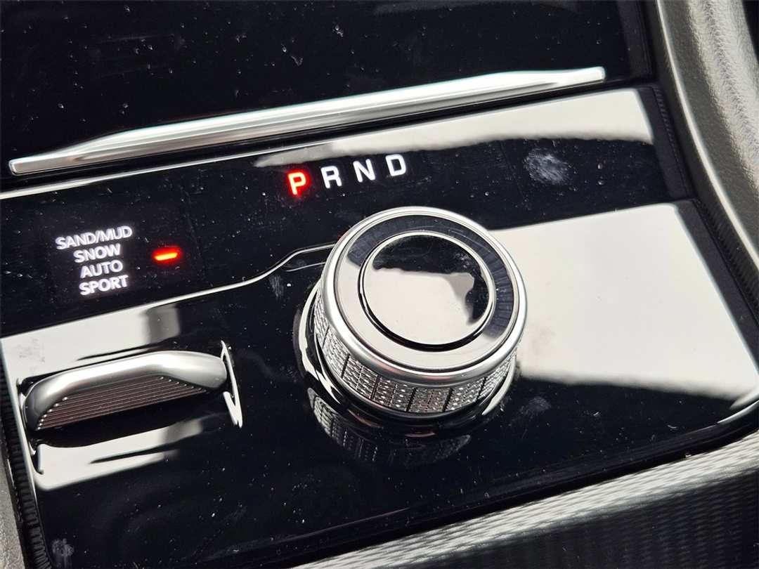 2025 Jeep Grand Cherokee L Limited - Image 18