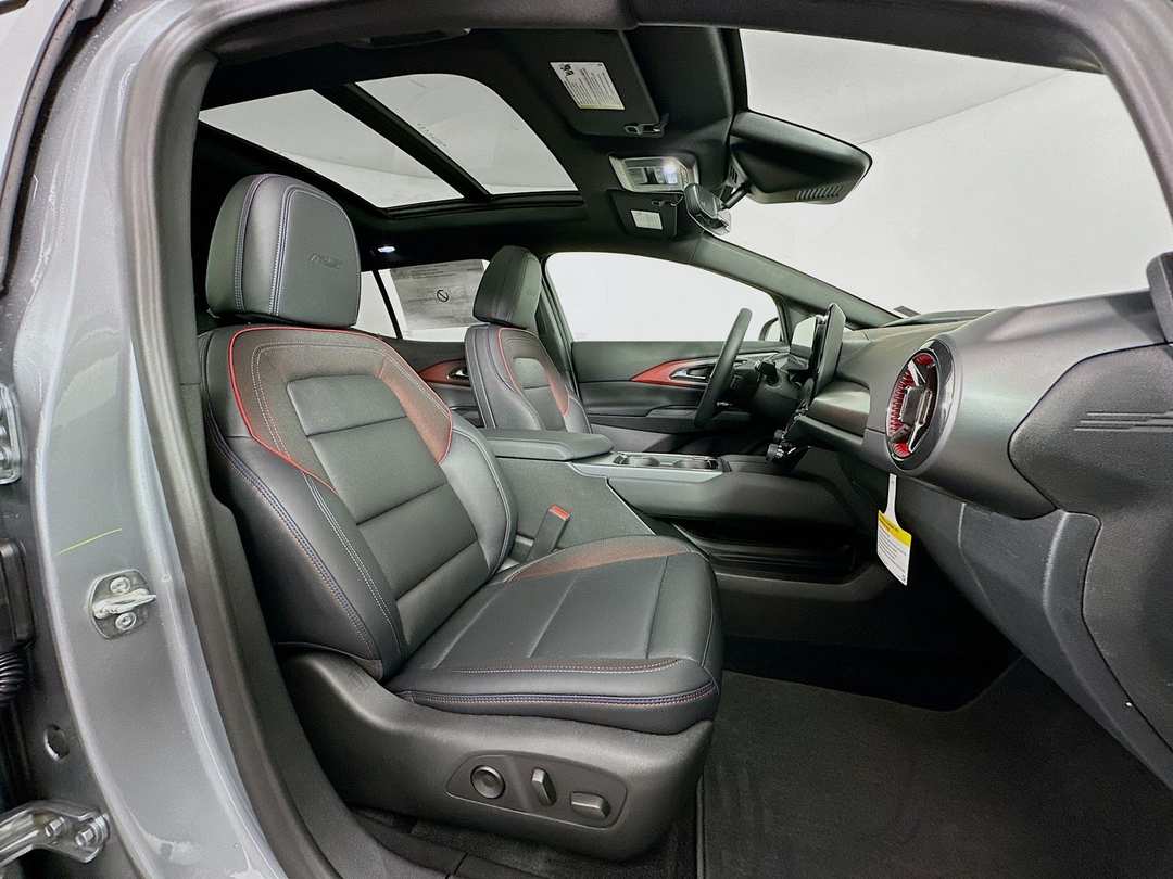 2026 Chevrolet Equinox Ev RS - Image 29