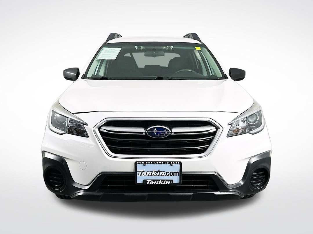 2019 Subaru Outback 2.5i - Image 2