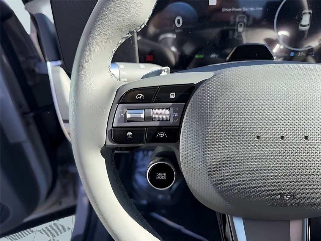 2026 Hyundai Ioniq 5 SEL - Image 17