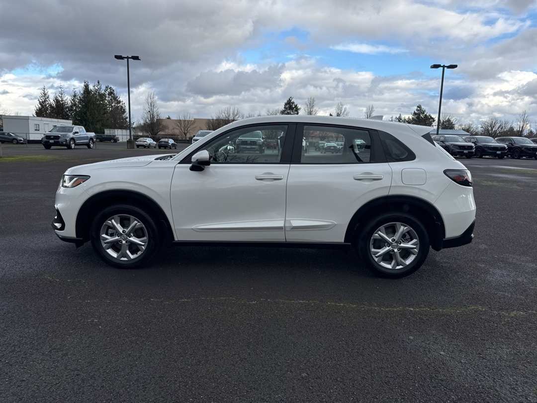 2025 Honda HR-V LX - Image 4