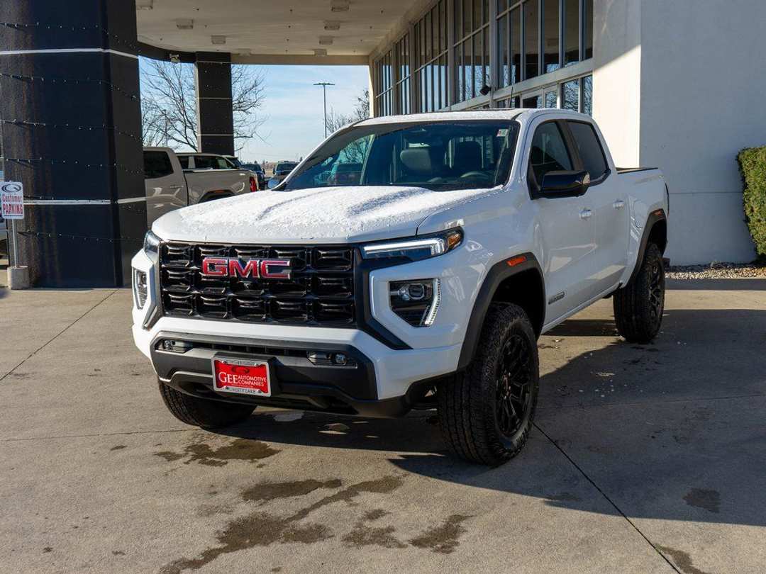 2026 GMC Canyon Elevation - Image 3