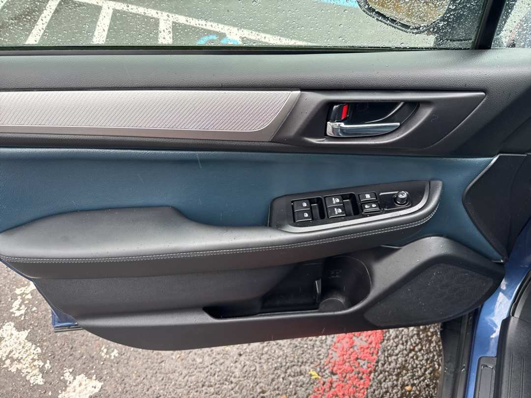 2019 Subaru Outback 2.5i Premium - Image 14