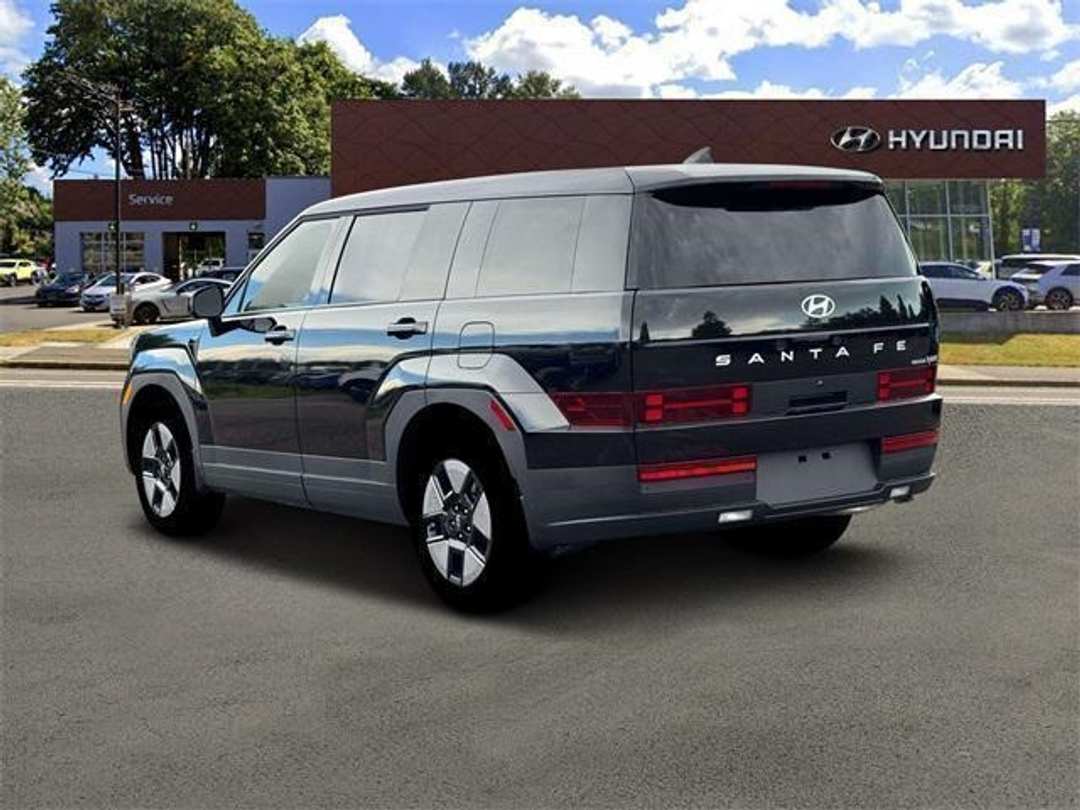 2026 Hyundai Santa Fe SE - Image 5