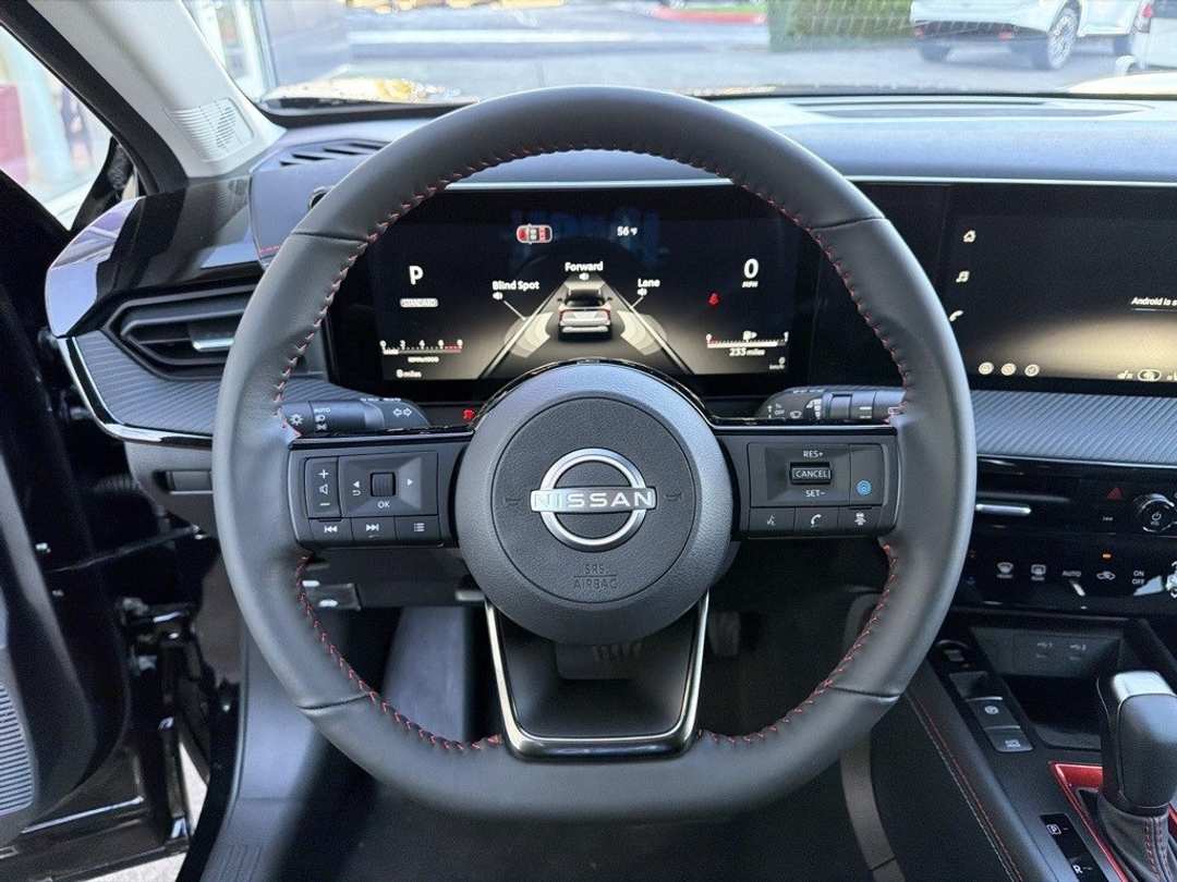 2026 Nissan Kicks SR - Image 23