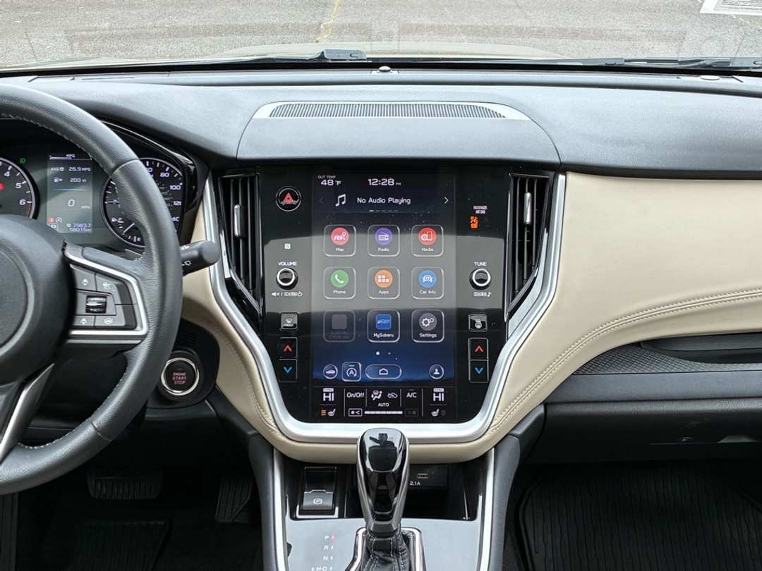 2021 Subaru Outback Premium - Image 14