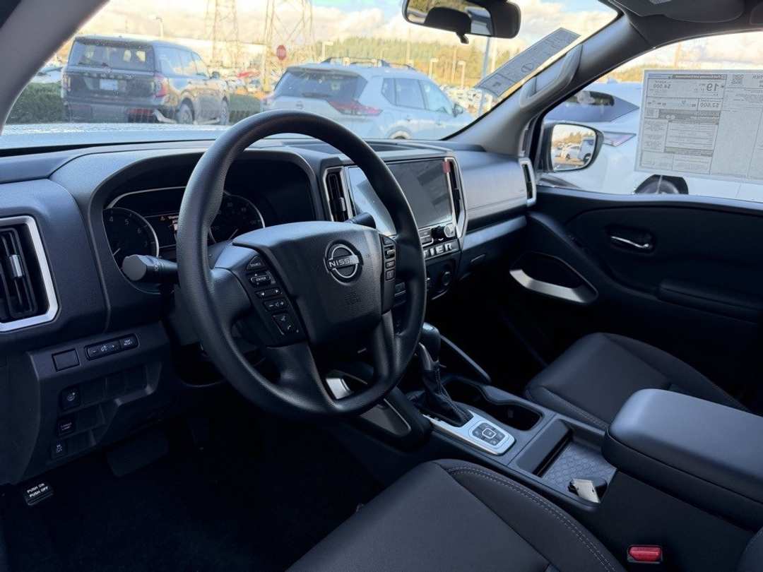 2026 Nissan Frontier SV - Image 15