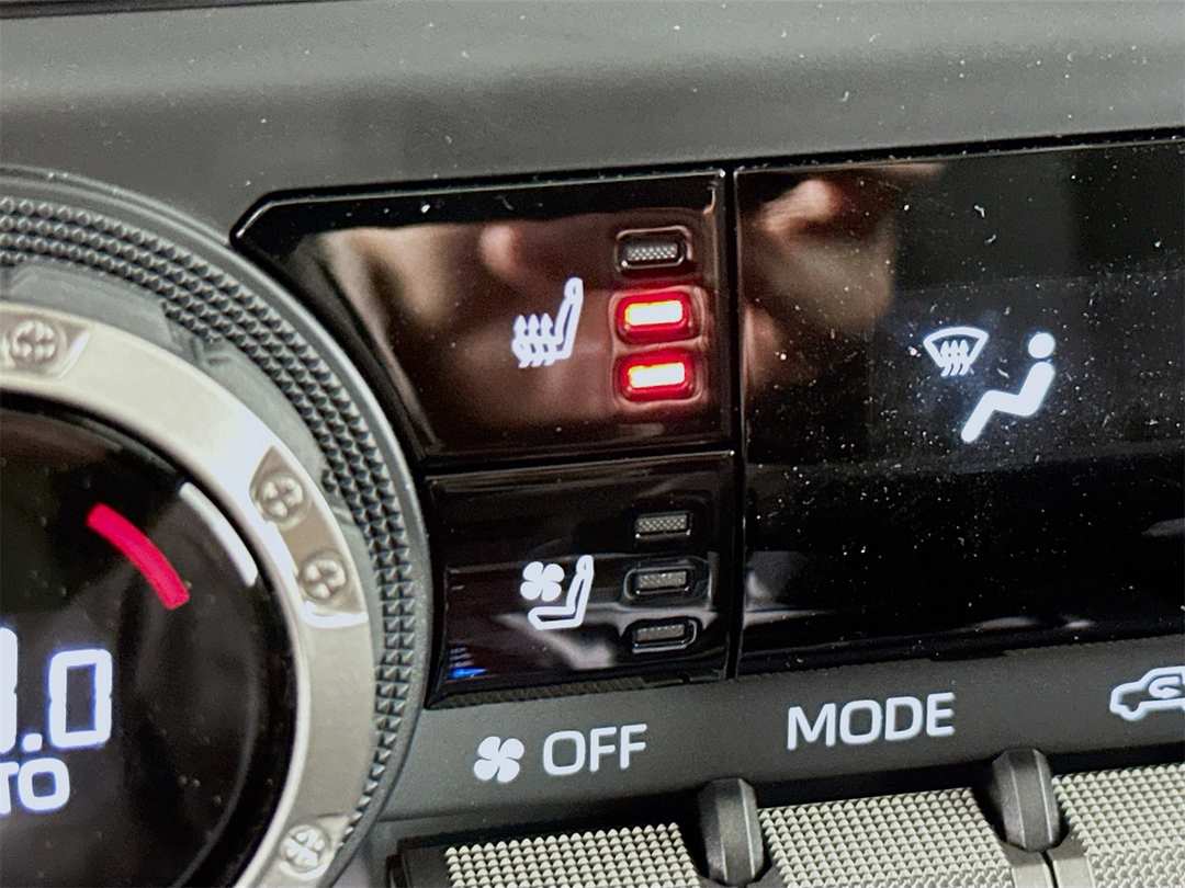 2025 Toyota Tacoma TRD OffRoad - Image 20