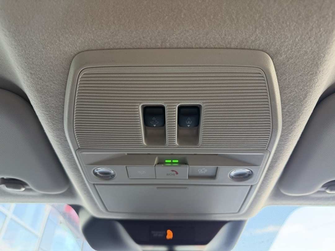 2026 Nissan Kicks SR - Image 28