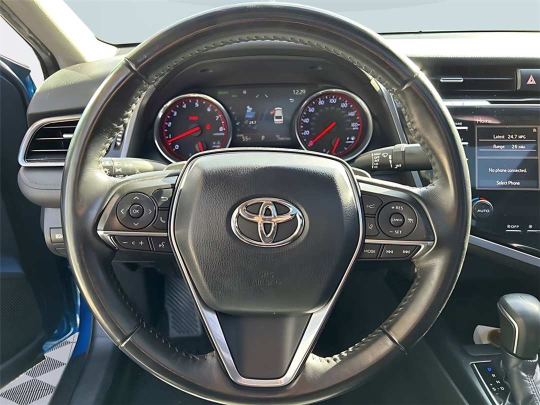 2019 Toyota Camry XSE - Image 14