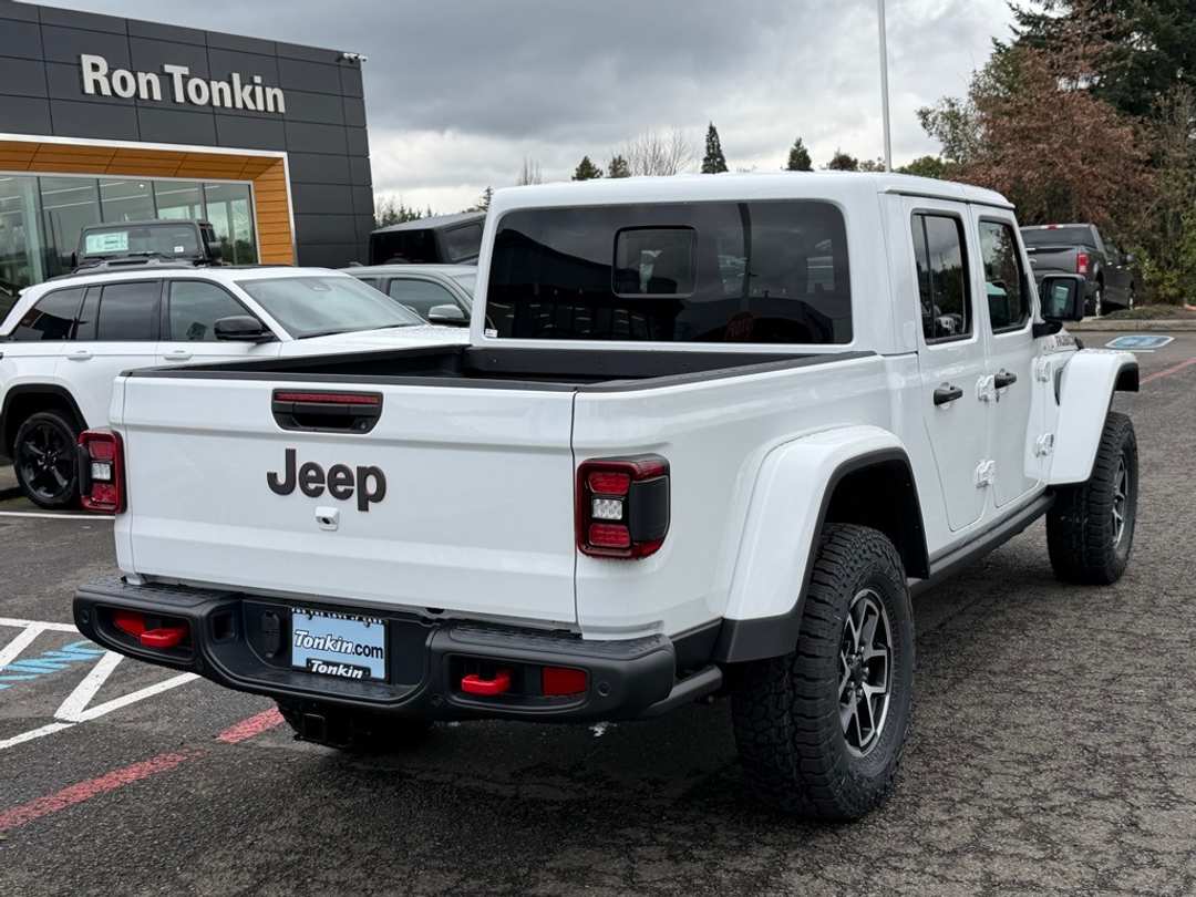 2026 Jeep Gladiator Rubicon - Image 8