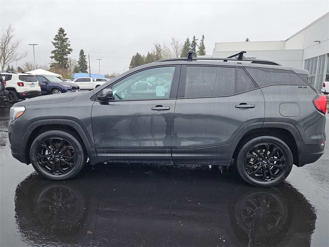 2021 GMC Terrain SLE - Image 3