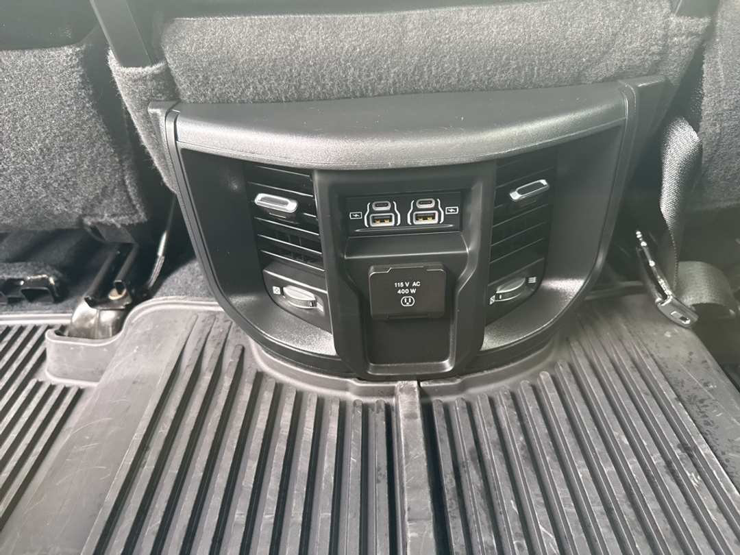 2024 Ram 3500 Laramie - Image 24