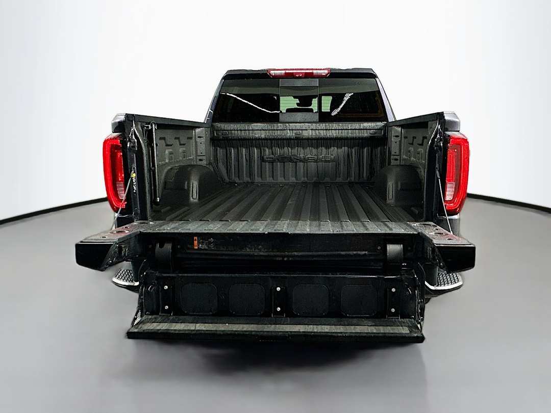 2023 GMC Sierra 1500 Denali - Image 29