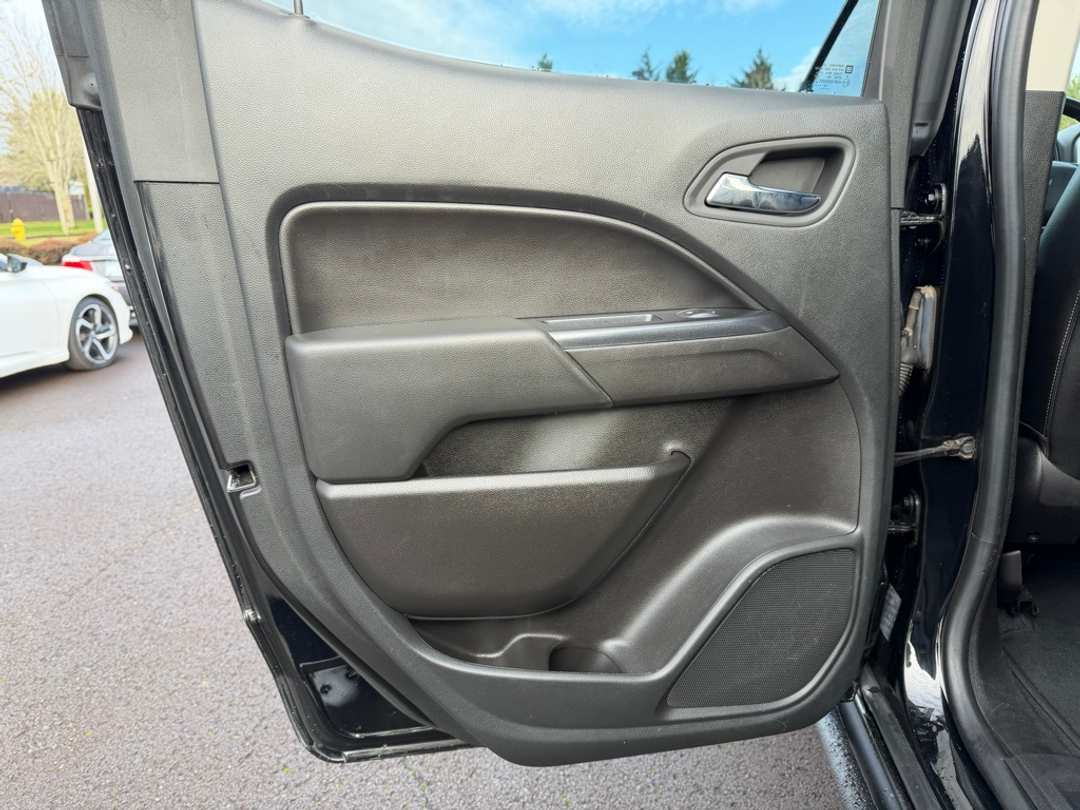 2020 Chevrolet Colorado ZR2 - Image 29