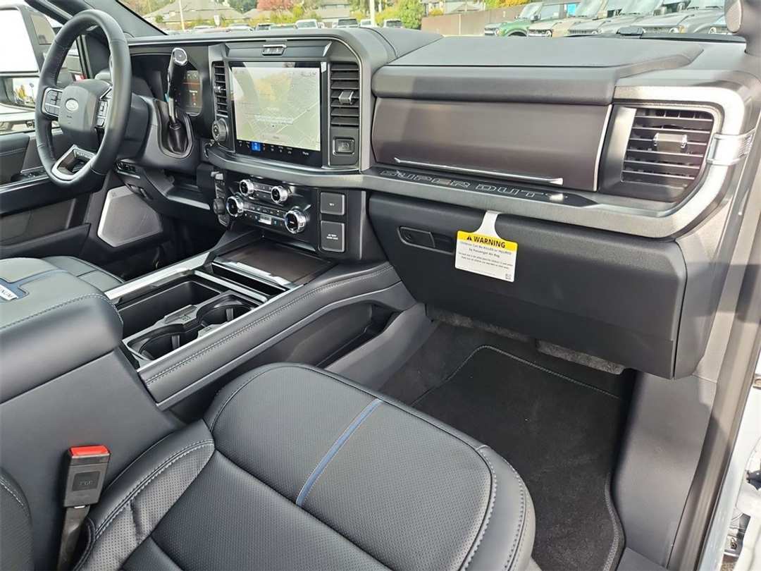 2026 Ford F-250Sd Platinum - Image 33