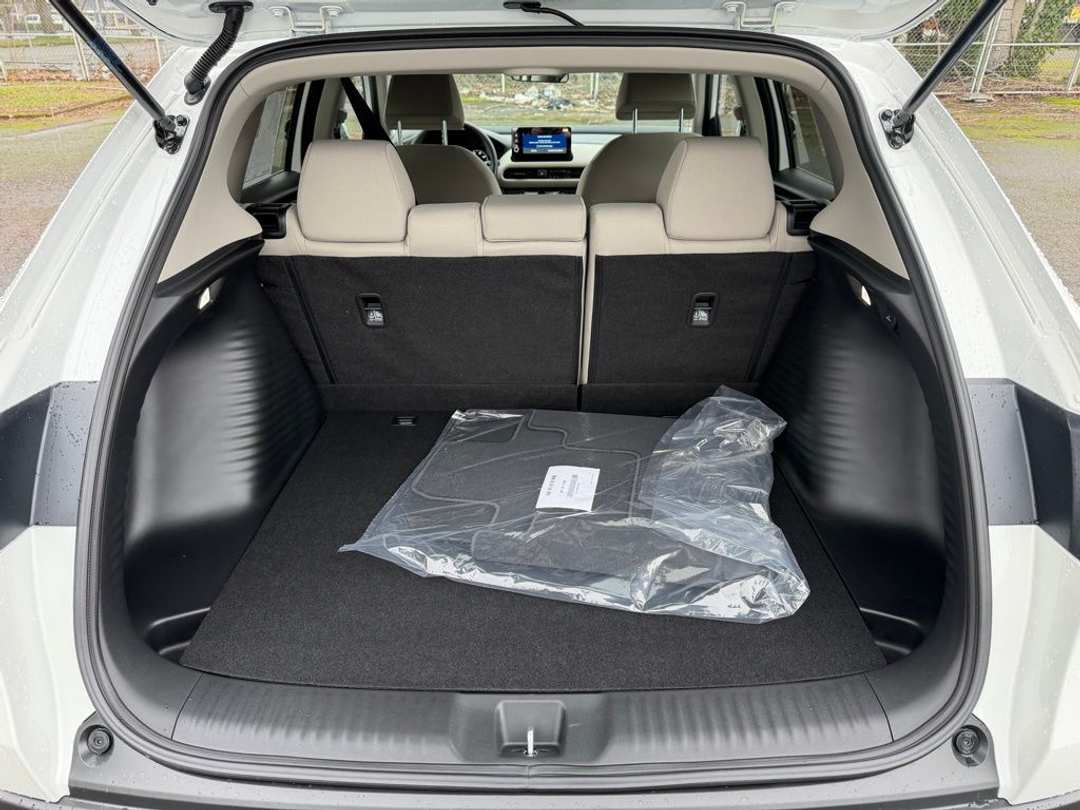 2026 Honda HR-V LX - Image 10