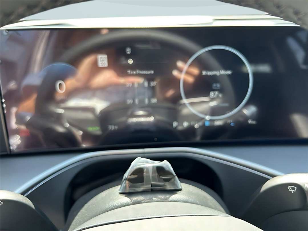 2026 Hyundai Ioniq 9 SEL - Image 16