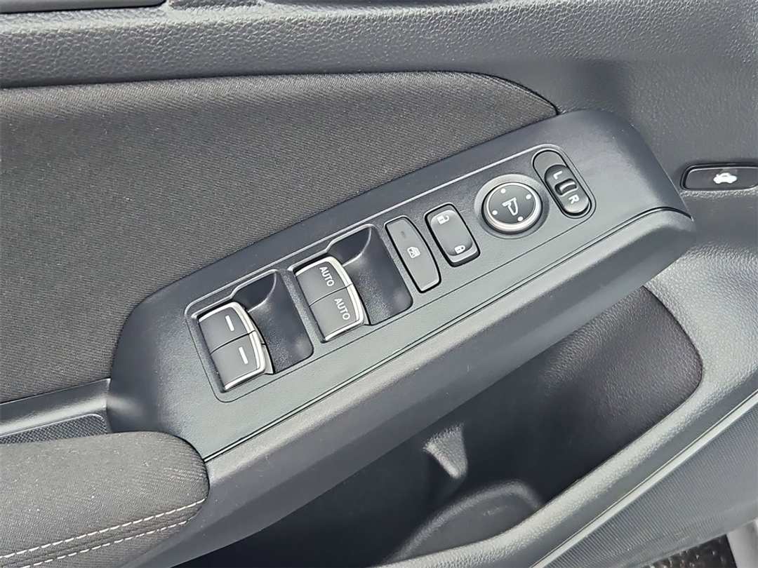 2025 Honda Civic Sport - Image 11