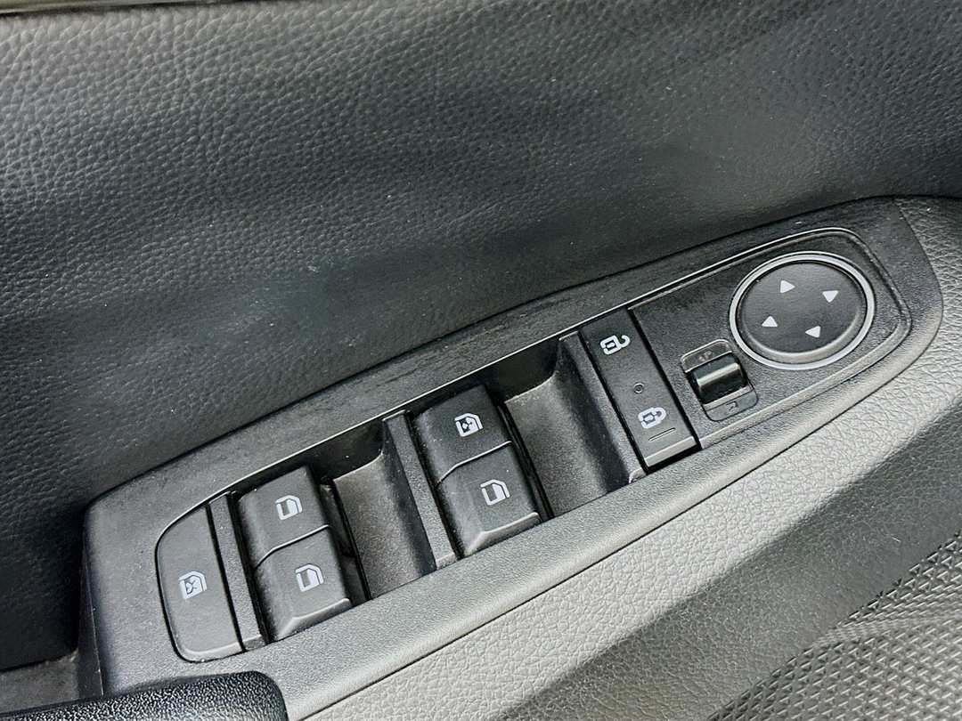 2021 Kia Seltos SX - Image 19