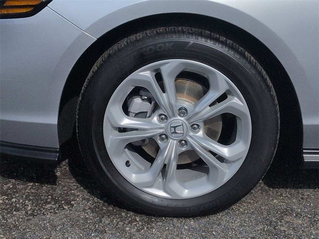 2024 Honda Accord LX - Image 32