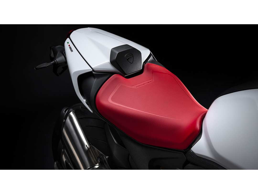 2025 Ducati Monster + - Image 15