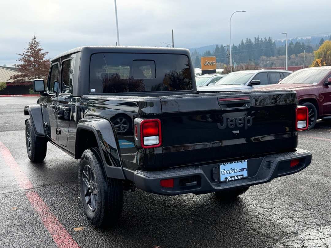 2026 Jeep Gladiator Sport S - Image 6