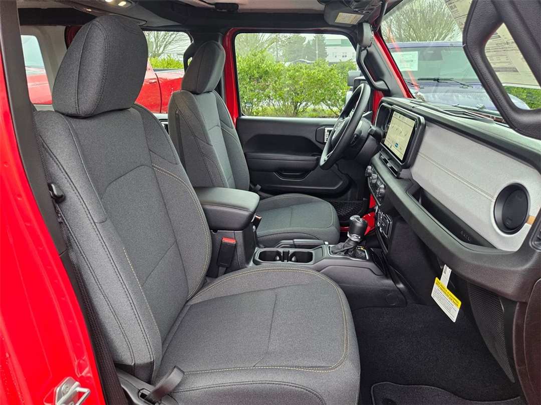 2026 Jeep Wrangler Sport - Image 31