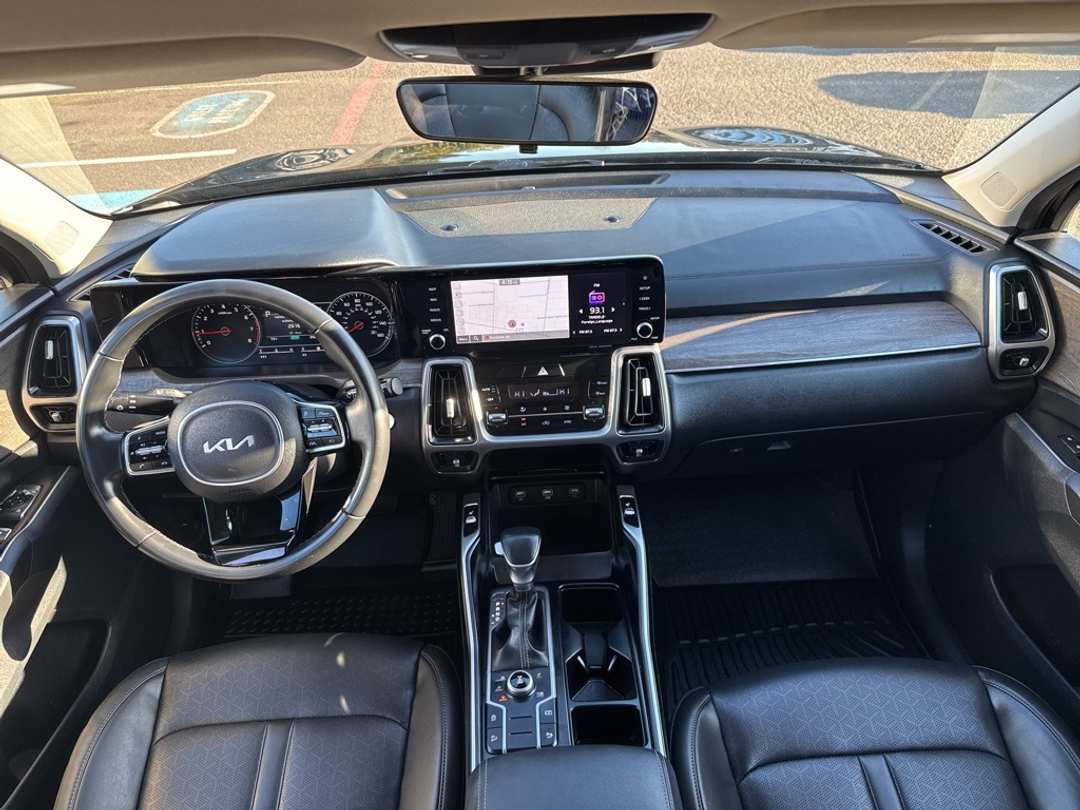 2022 Kia Sorento S - Image 21