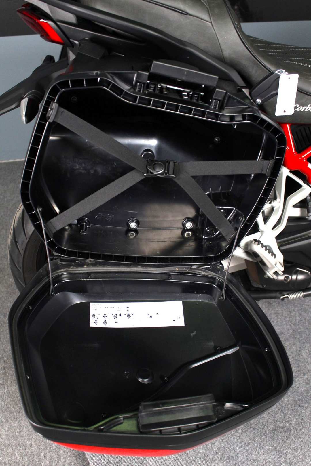 2022 Ducati Multistrada V4 S Travel & Radar - Image 21