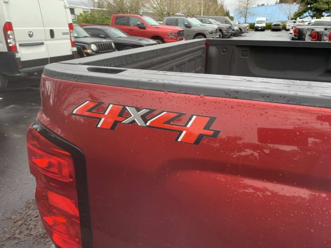 2018 Chevrolet Silverado 1500 LT - Image 8