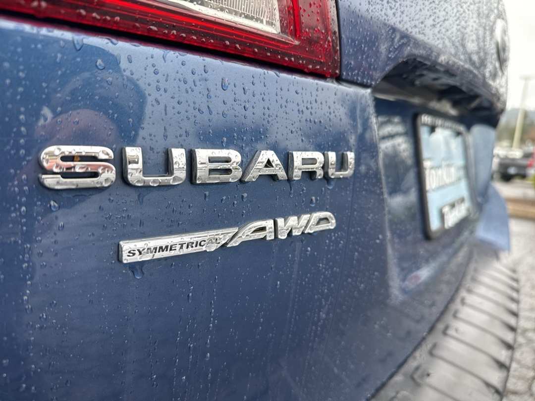 2019 Subaru Outback 2.5i Premium - Image 11