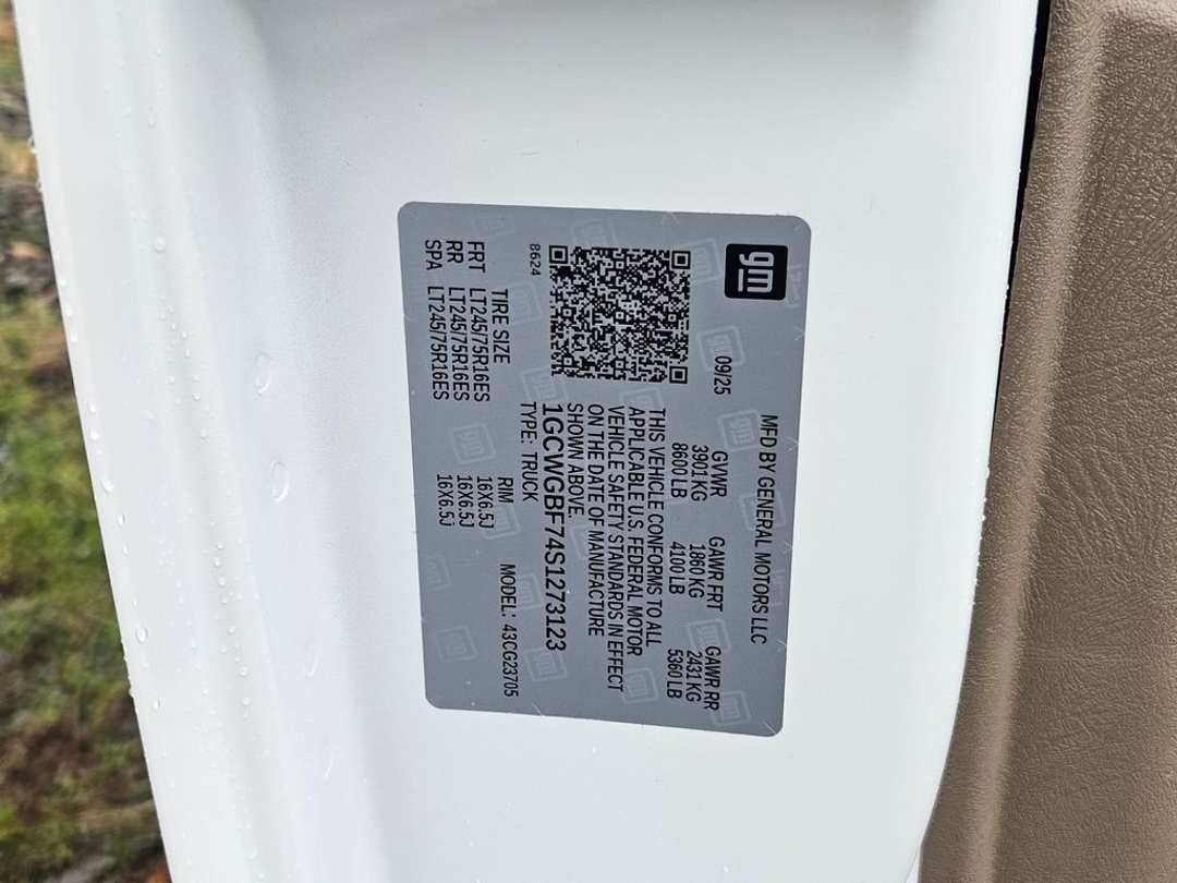 2025 Chevrolet Express 2500 Work - Image 41