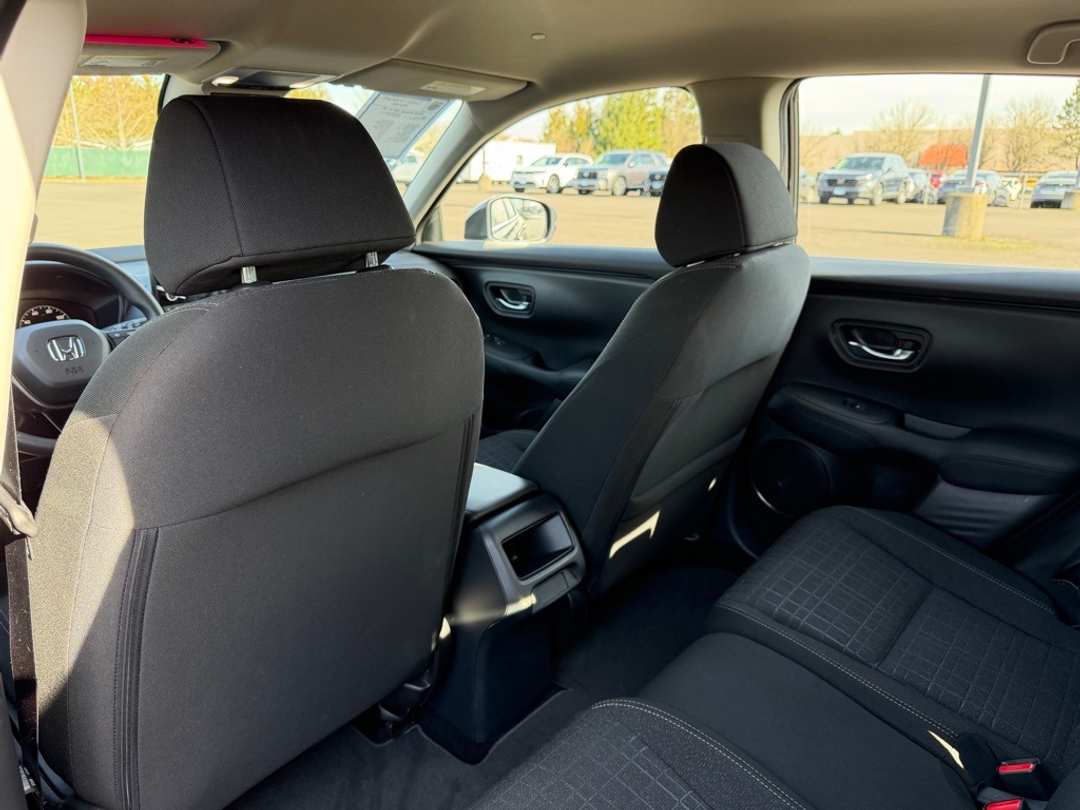 2025 Honda HR-V LX - Image 33