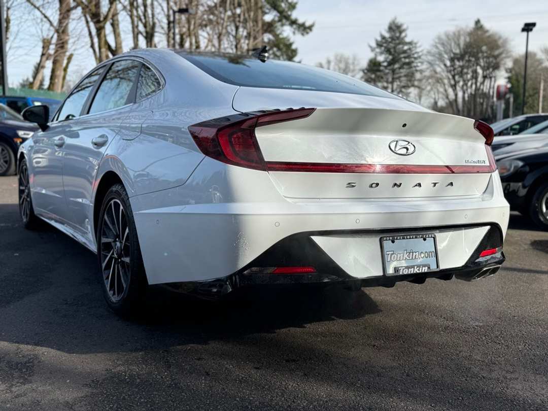 2021 Hyundai Sonata Limited - Image 12
