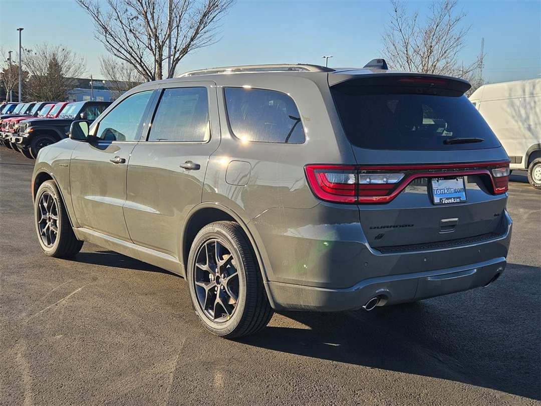 2026 Dodge Durango GT Plus HEMI V8 - Image 4
