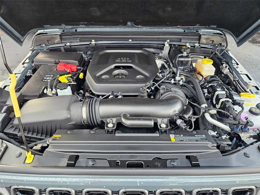 2026 Jeep Wrangler Sport - Image 35