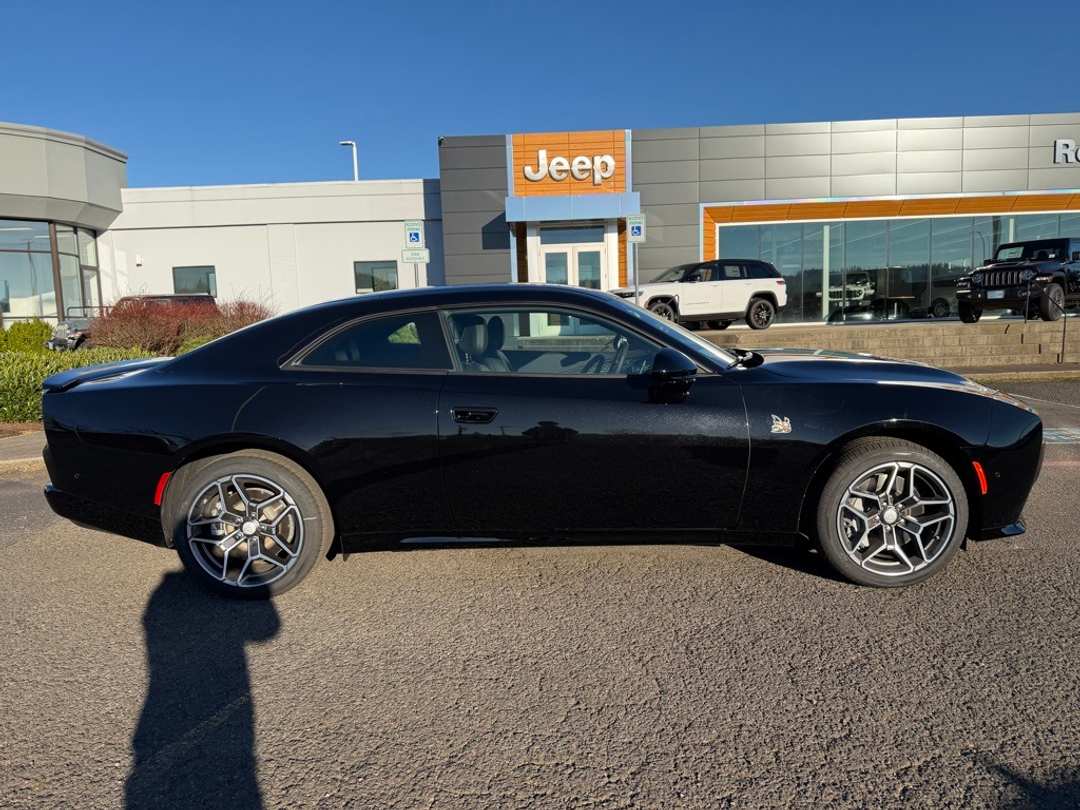 2026 Dodge Charger R/T Scat Pack - Image 9