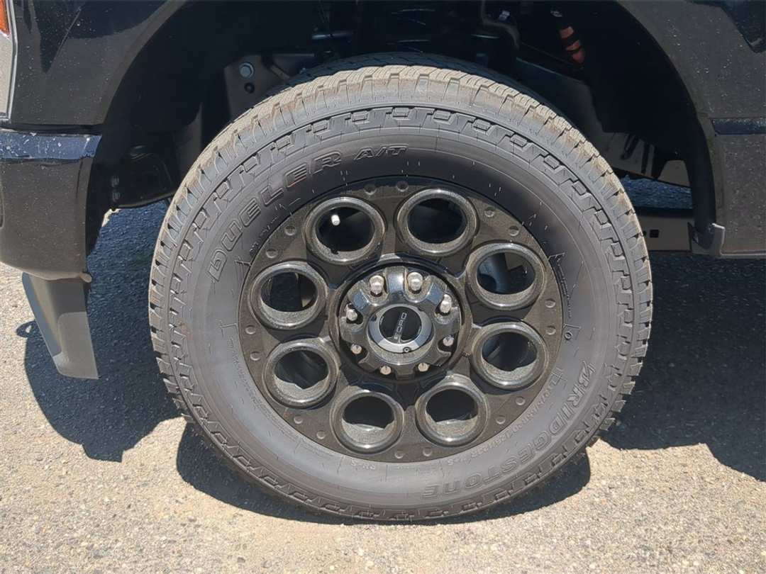 2025 Ford F-350Sd XLT - Image 32