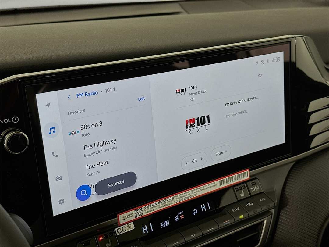 2026 Toyota Camry SE Nightshade - Image 15