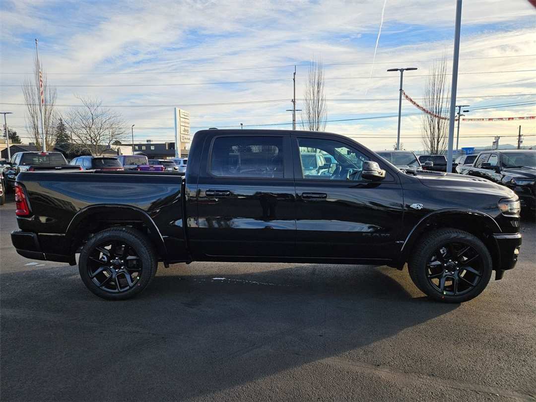 2026 Ram 1500 Laramie - Image 7