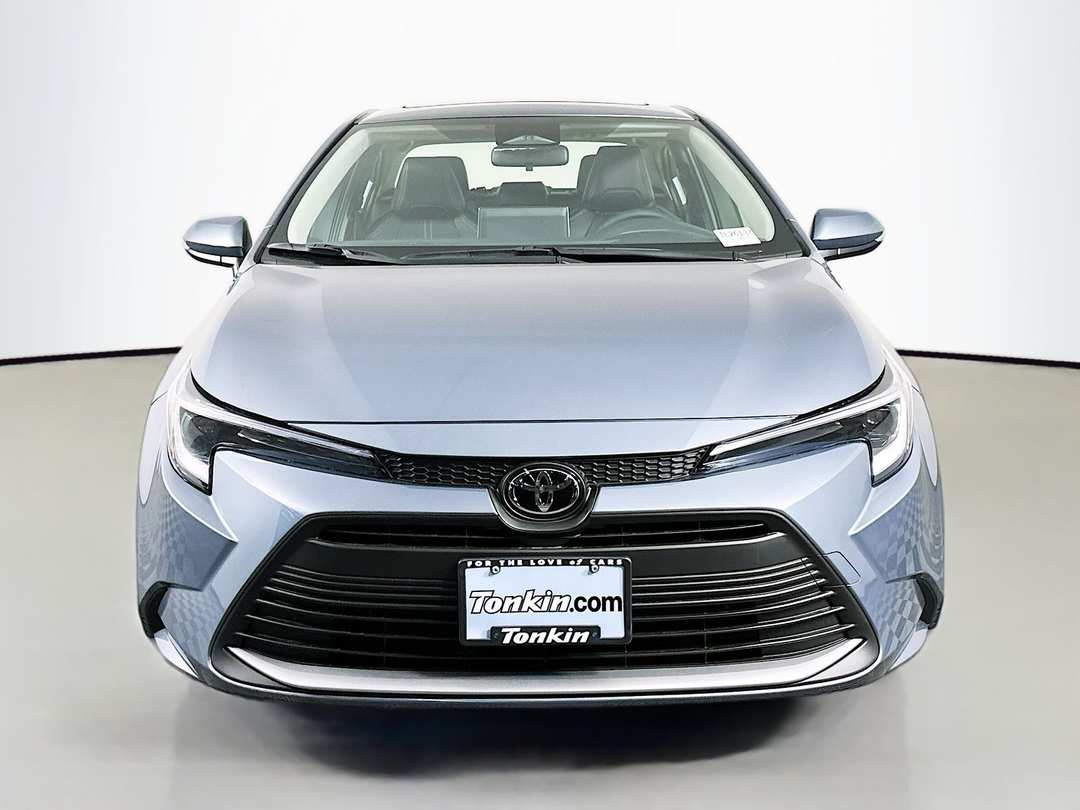 2026 Toyota Corolla XLE - Image 2