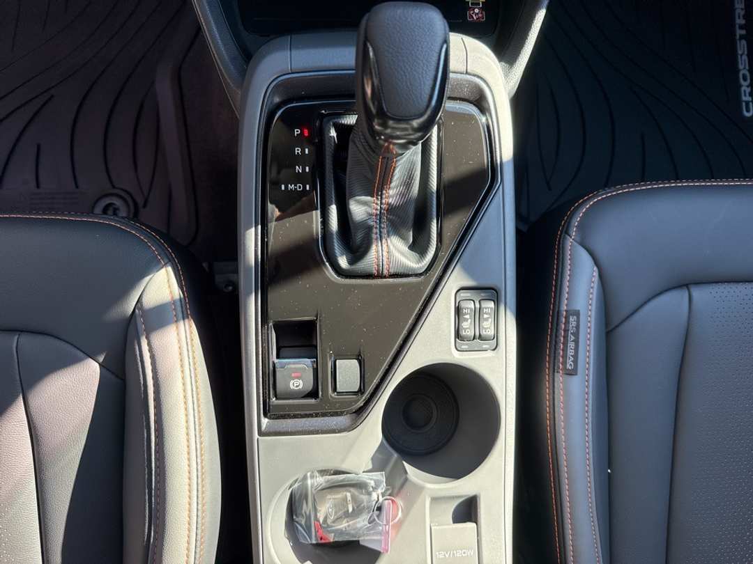 2025 Subaru Crosstrek Limited - Image 36