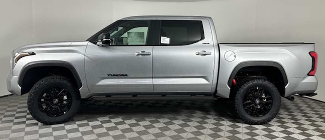 Toyota Tundra - Image 7