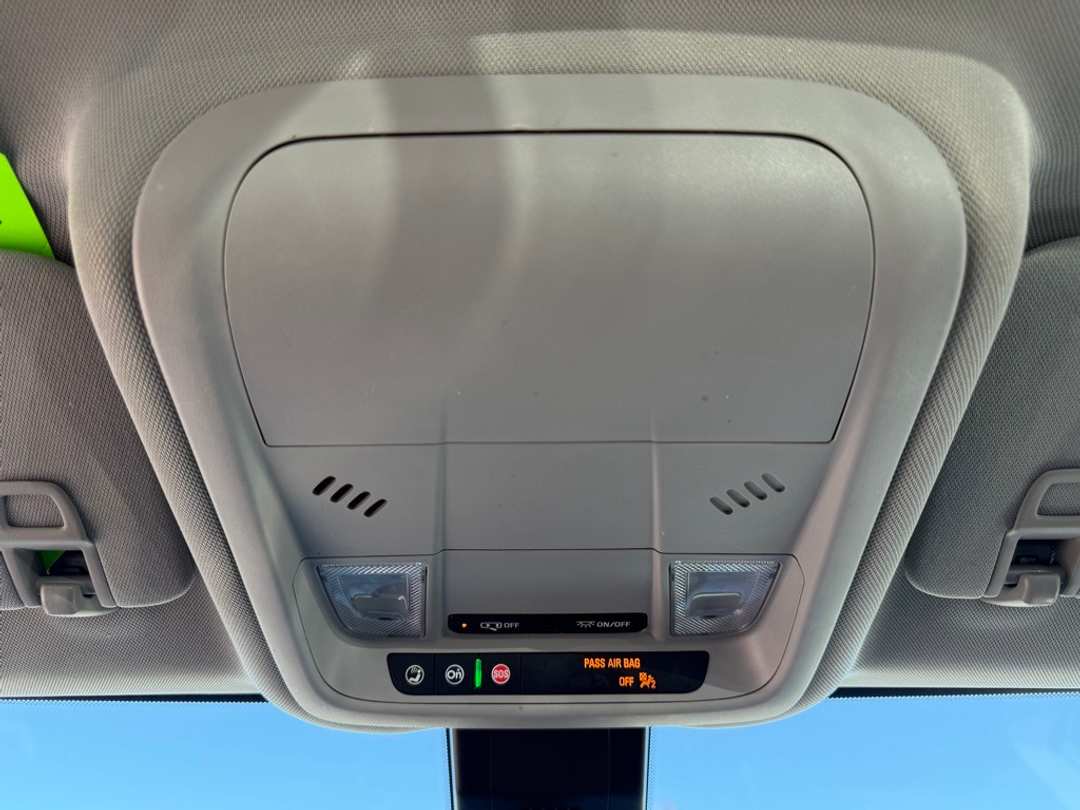 2020 Chevrolet Equinox LS - Image 29