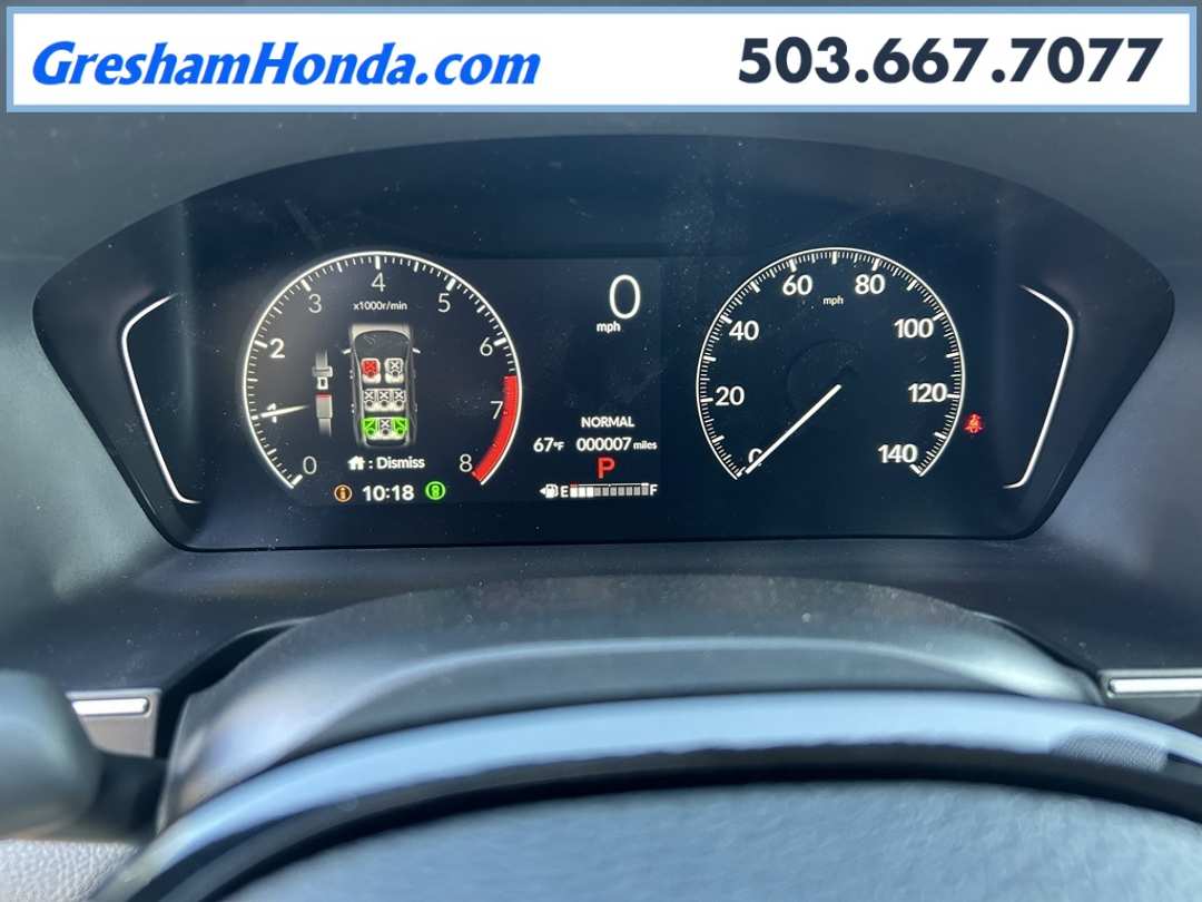 2025 Honda Pilot Touring - Image 16